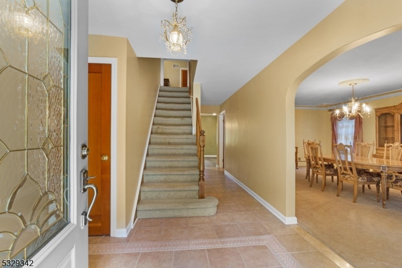 Washington Twp., New Jersey, 07853, United States, 3 Bedrooms Bedrooms, ,3 BathroomsBathrooms,Residential,Active,1964272