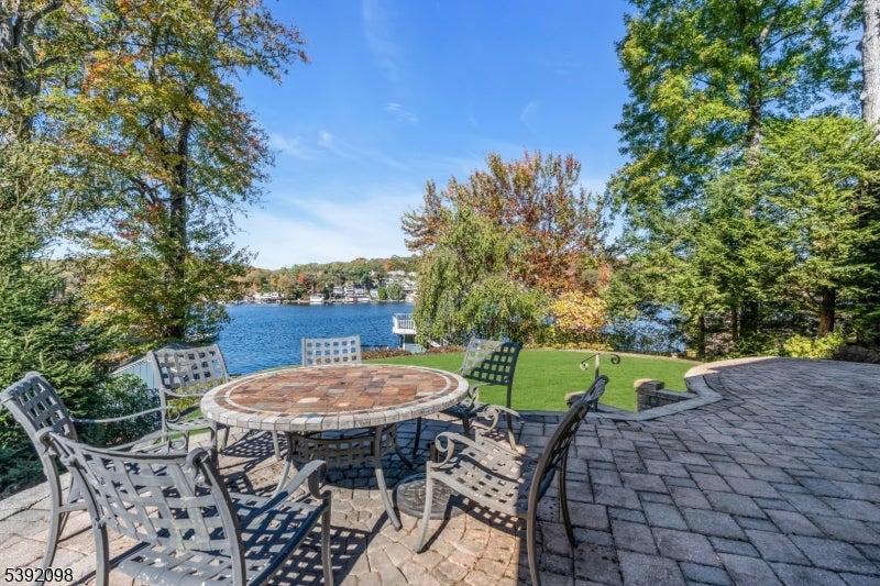 Jefferson Twp., New Jersey, 07849, United States, 4 Bedrooms Bedrooms, ,3 BathroomsBathrooms,Residential,Active,1969683