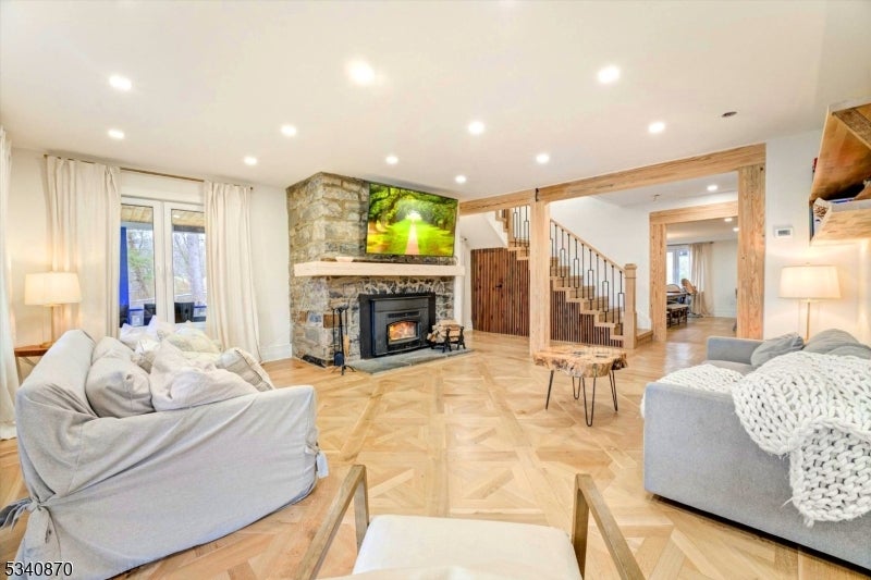 Knowlton Twp., New Jersey, 07832, United States, ,3 BathroomsBathrooms,Residential,Active,1723148