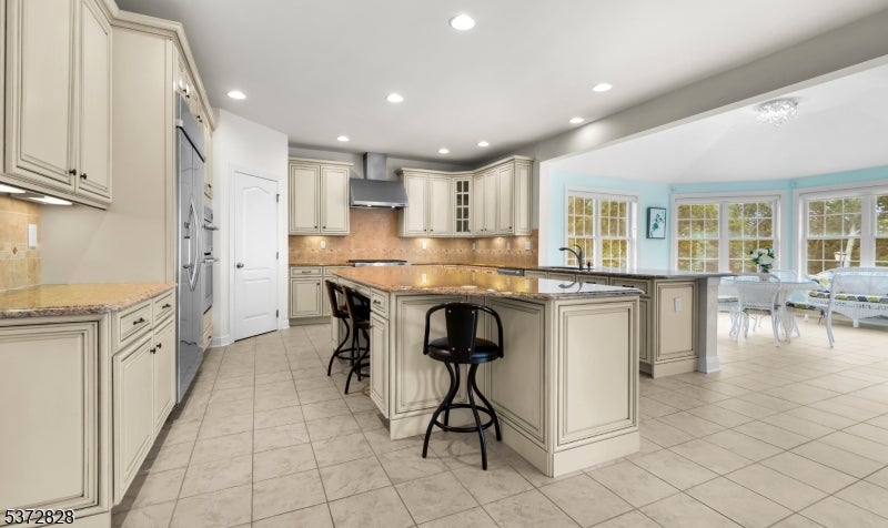 Mount Olive Twp., New Jersey, 07836, United States, 4 Bedrooms Bedrooms, ,6 BathroomsBathrooms,Residential,Active,1902935