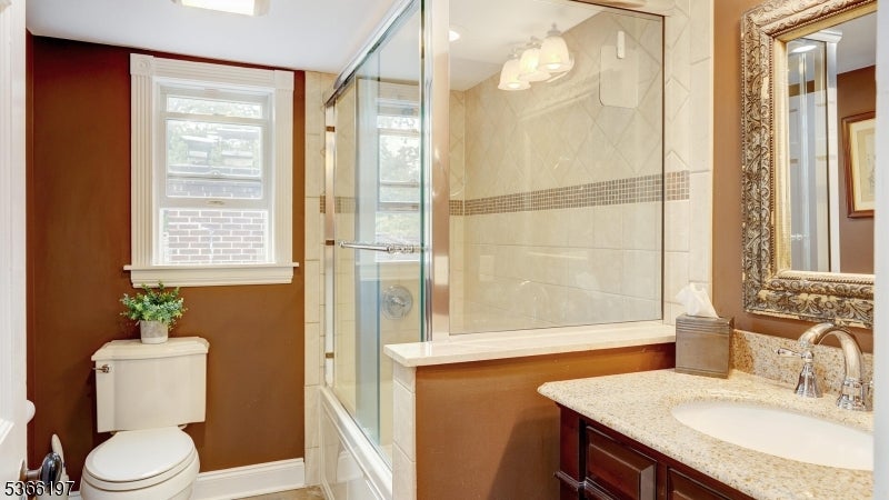 Watchung Boro, New Jersey, 07069, United States, 5 Bedrooms Bedrooms, ,4 BathroomsBathrooms,Residential,Active,1962192