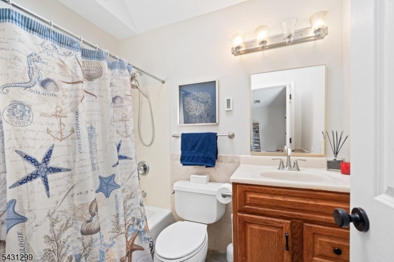 Montgomery Twp., New Jersey, 08502, United States, 5 Bedrooms Bedrooms, ,4 BathroomsBathrooms,Residential,Active,2045797