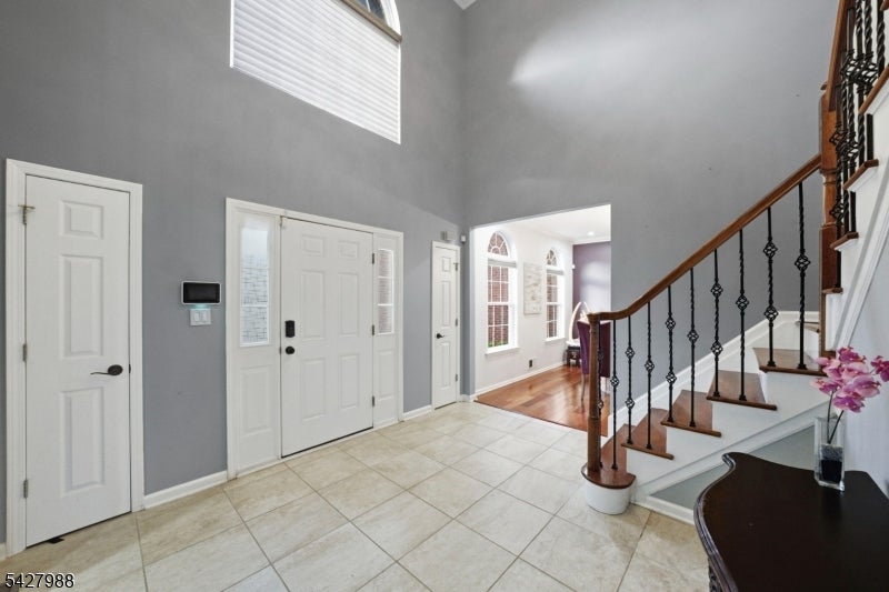 Monroe Twp., New Jersey, 08831, United States, 5 Bedrooms Bedrooms, ,4 BathroomsBathrooms,Residential,Active,2041399