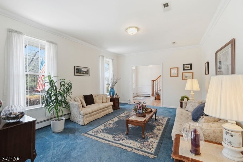 Franklin Twp., New Jersey, 08540, United States, 4 Bedrooms Bedrooms, ,4 BathroomsBathrooms,Residential,Active,2042172