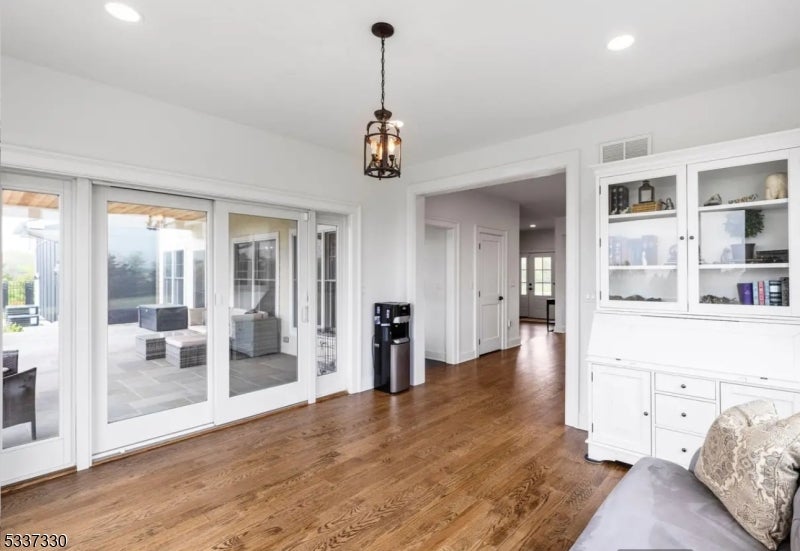 Hillsborough Twp., New Jersey, 08844, United States, 4 Bedrooms Bedrooms, ,4 BathroomsBathrooms,Residential,Active,1945519