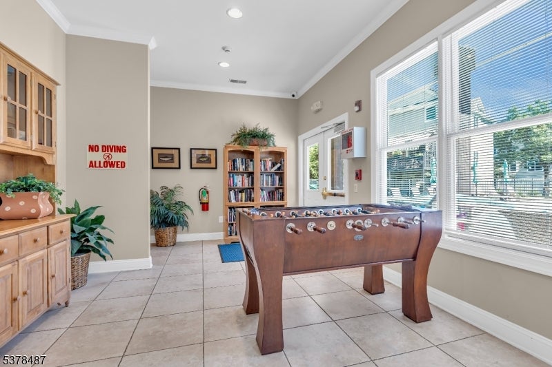 Mount Arlington Boro, New Jersey, 07856, United States, 3 Bedrooms Bedrooms, ,4 BathroomsBathrooms,Residential,Active,1914821