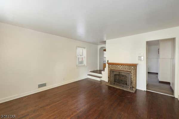 88 ROSS ST, NEWARK CITY, NJ 07114, photo 5 of 32