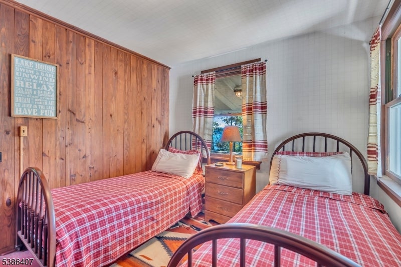 Hopatcong Boro, New Jersey, 07843, United States, 3 Bedrooms Bedrooms, ,2 BathroomsBathrooms,Residential,Active,1952050