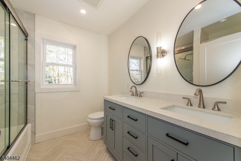 West Caldwell Twp., New Jersey, 07006, United States, 4 Bedrooms Bedrooms, ,5 BathroomsBathrooms,Residential,Active,2009168