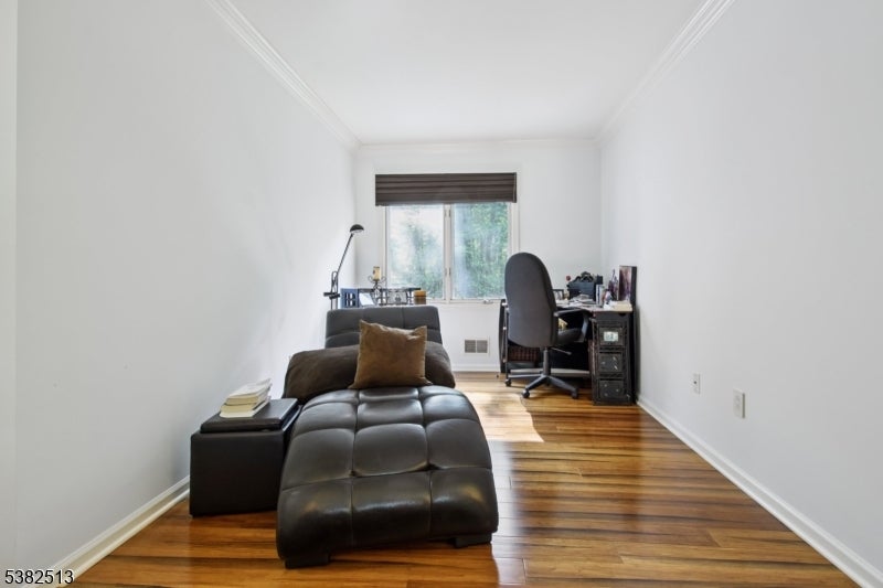 Warren Twp., New Jersey, 07059, United States, 5 Bedrooms Bedrooms, ,4 BathroomsBathrooms,Residential,Active,1945488