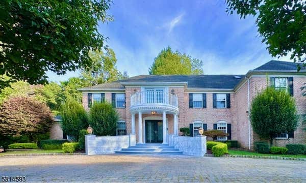 2 FERNWOOD CT, HOLMDEL, NJ 07733 - Image 1