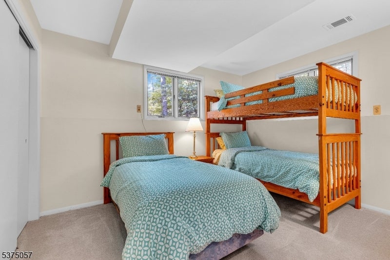 Jefferson Twp., New Jersey, 07849, United States, 5 Bedrooms Bedrooms, ,2 BathroomsBathrooms,Residential,Active,1905354