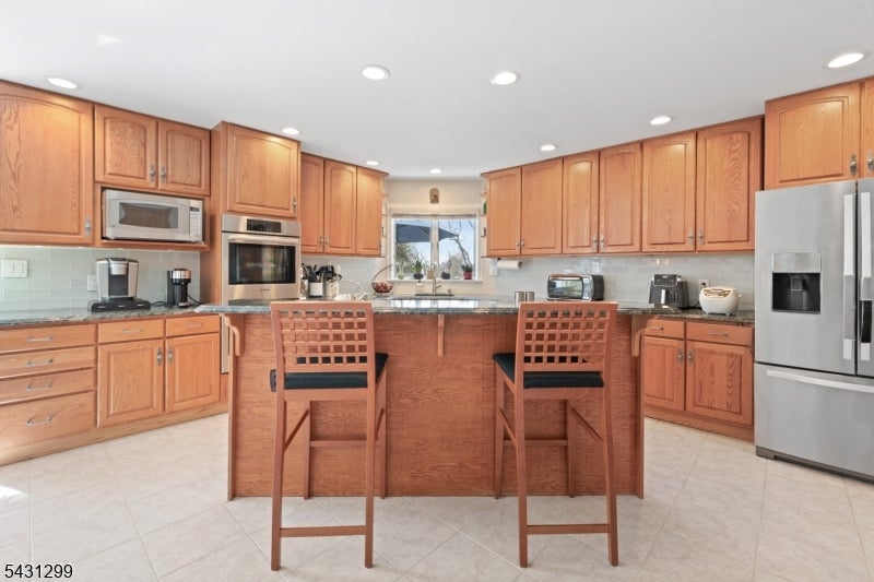 Montgomery Twp., New Jersey, 08502, United States, 5 Bedrooms Bedrooms, ,4 BathroomsBathrooms,Residential,Active,2045797