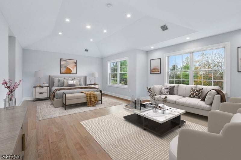 Livingston Twp., New Jersey, 07039, United States, 6 Bedrooms Bedrooms, ,6 BathroomsBathrooms,Residential,Active,1993679