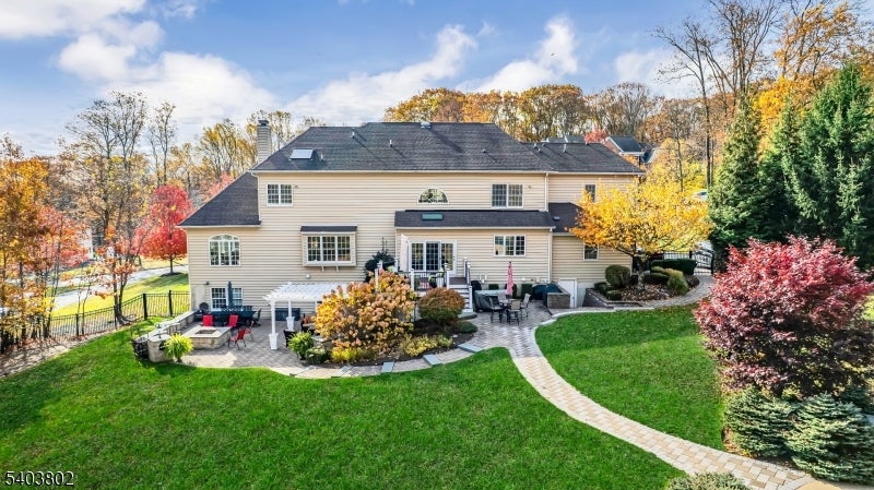 Mount Olive Twp., New Jersey, 07836, United States, 5 Bedrooms Bedrooms, ,5 BathroomsBathrooms,Residential,Active,2009155