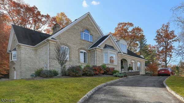 18 NOTTINGHAM WAY, WARREN, NJ 07059 - Image 1