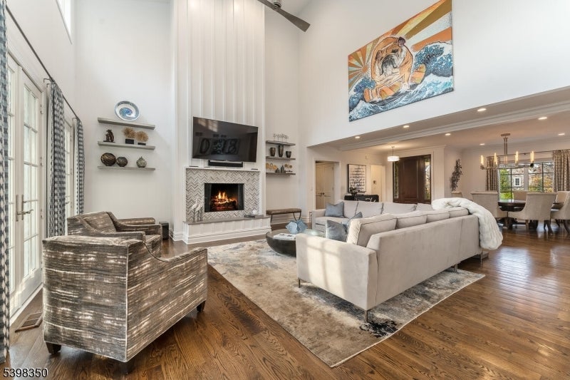 Peapack Gladstone Boro, New Jersey, 07934, United States, 4 Bedrooms Bedrooms, ,5 BathroomsBathrooms,Residential,Active,1996292