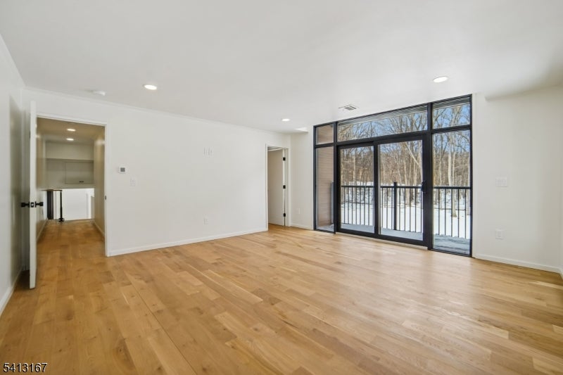 Parsippany-Troy Hills Twp., New Jersey, 07054, United States, 4 Bedrooms Bedrooms, ,4 BathroomsBathrooms,Residential,Active,2021957