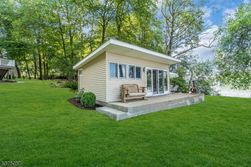 Jefferson Twp., New Jersey, 07849, United States, 5 Bedrooms Bedrooms, ,2 BathroomsBathrooms,Residential,Active,1905354
