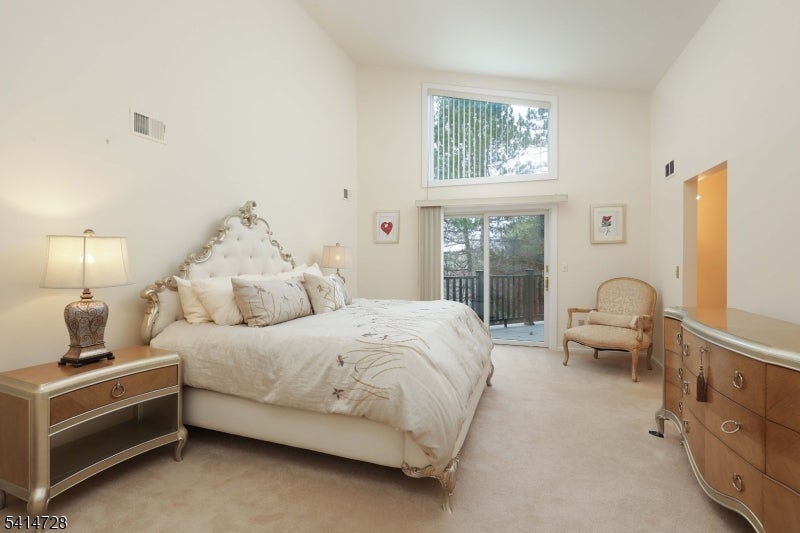 Denville Twp., New Jersey, 07834, United States, 6 Bedrooms Bedrooms, ,5 BathroomsBathrooms,Residential,Active,2026325