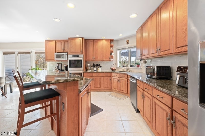 Montgomery Twp., New Jersey, 08502, United States, 5 Bedrooms Bedrooms, ,4 BathroomsBathrooms,Residential,Active,2045797