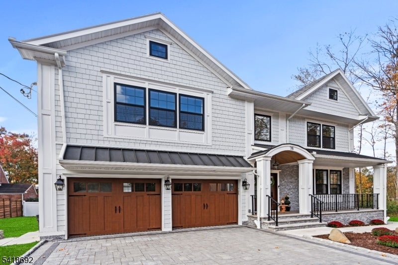 Roseland Boro, New Jersey, 07068, United States, 4 Bedrooms Bedrooms, ,4 BathroomsBathrooms,Residential,Active,2045395