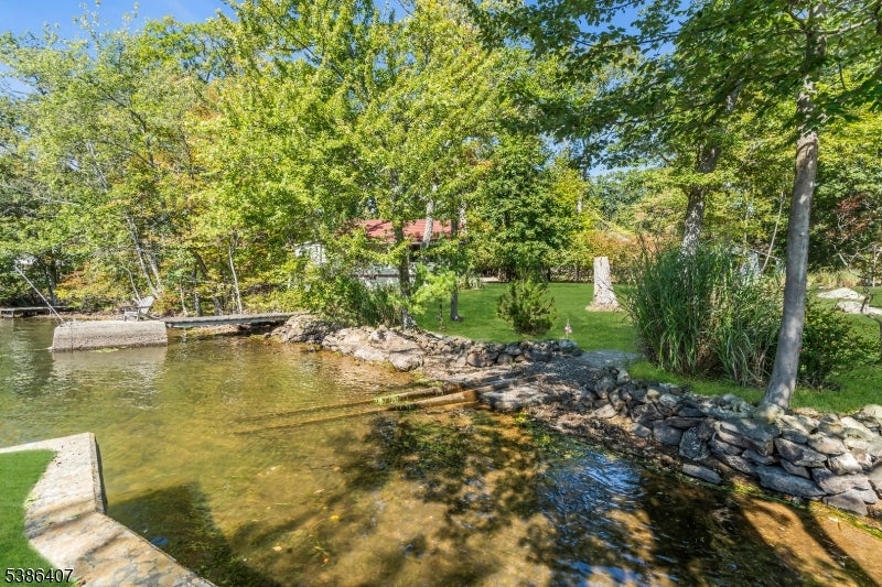 Hopatcong Boro, New Jersey, 07843, United States, 3 Bedrooms Bedrooms, ,2 BathroomsBathrooms,Residential,Active,1952050