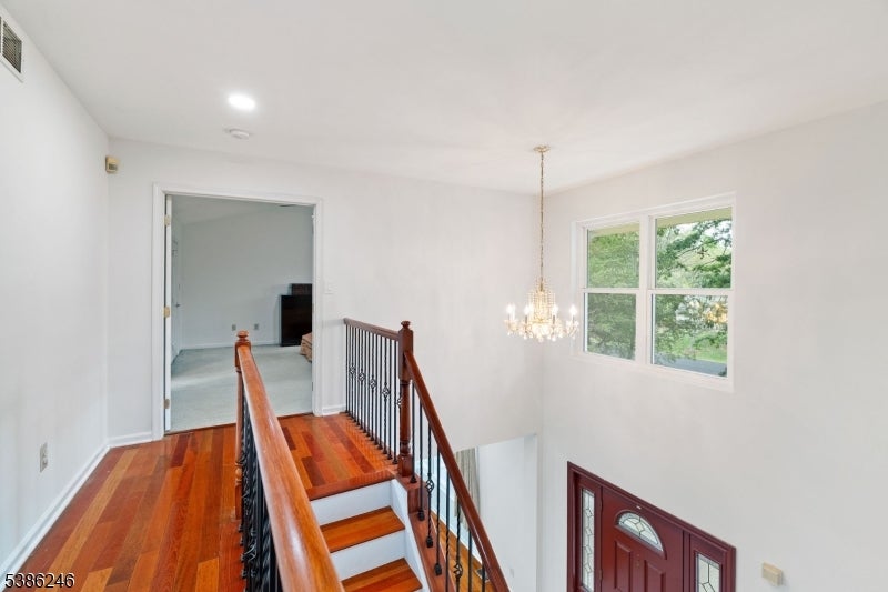 Franklin Twp., New Jersey, 08540, United States, 4 Bedrooms Bedrooms, ,3 BathroomsBathrooms,Residential,Active,1953016