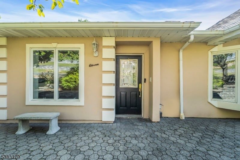 Hopatcong Boro, New Jersey, 07843, United States, 3 Bedrooms Bedrooms, ,2 BathroomsBathrooms,Residential,Active,1946536