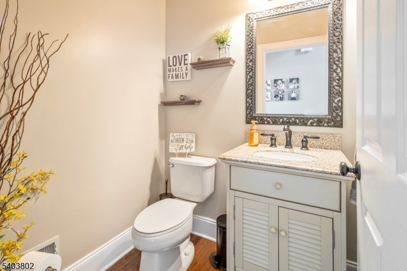 Mount Olive Twp., New Jersey, 07836, United States, 5 Bedrooms Bedrooms, ,5 BathroomsBathrooms,Residential,Active,2009155