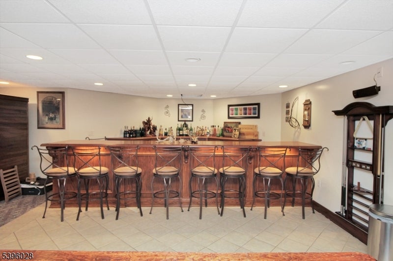 Blairstown Twp., New Jersey, 07832, United States, 6 Bedrooms Bedrooms, ,3 BathroomsBathrooms,Residential,Active,1988731