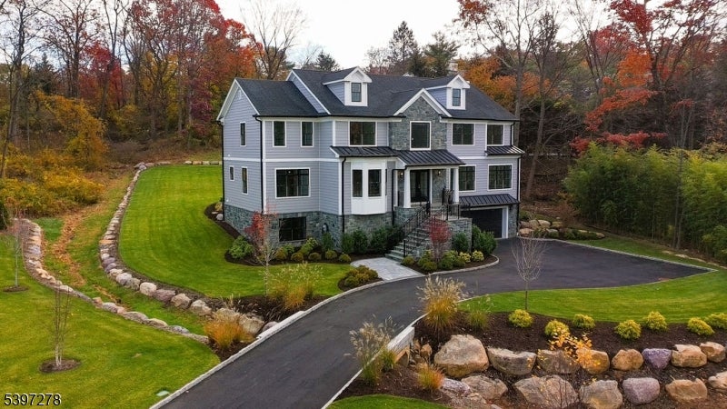 Livingston Twp., New Jersey, 07039, United States, 6 Bedrooms Bedrooms, ,6 BathroomsBathrooms,Residential,Active,1993679