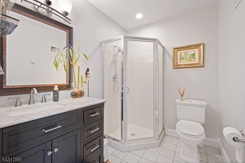 Montgomery Twp., New Jersey, 08502, United States, 5 Bedrooms Bedrooms, ,4 BathroomsBathrooms,Residential,Active,2045797