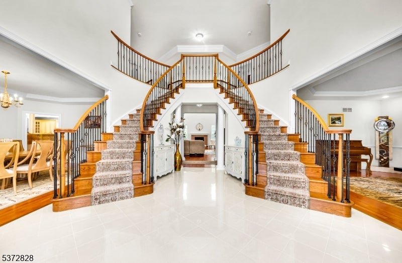 Mount Olive Twp., New Jersey, 07836, United States, 4 Bedrooms Bedrooms, ,6 BathroomsBathrooms,Residential,Active,1902935