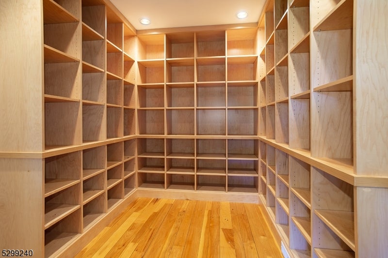 Lafayette Twp., New Jersey, 07848, United States, ,5 BathroomsBathrooms,Residential,Active,1702620