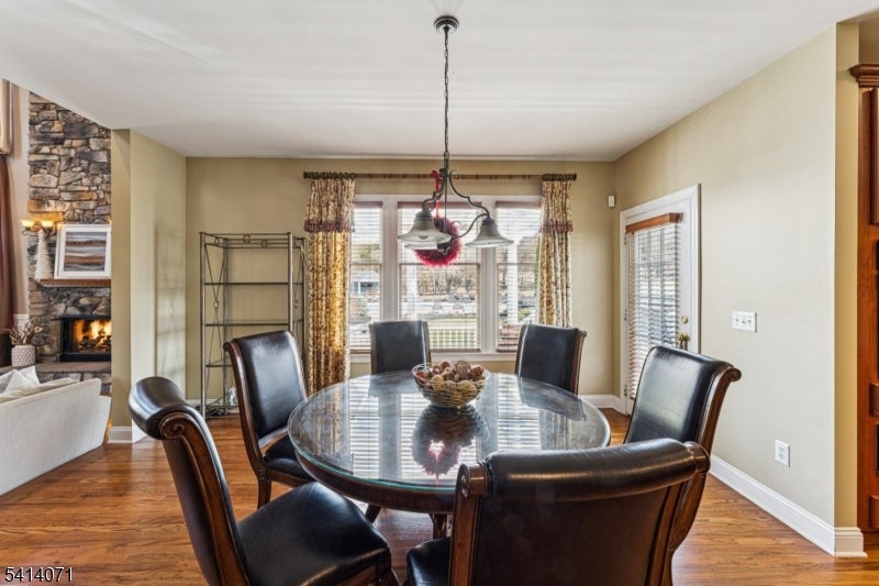 Branchburg Twp., New Jersey, 08876, United States, 5 Bedrooms Bedrooms, ,5 BathroomsBathrooms,Residential,Active,2028531