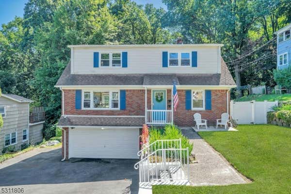 28 MACFARLAN AVE, HAWTHORNE, NJ 07506 - Image 1