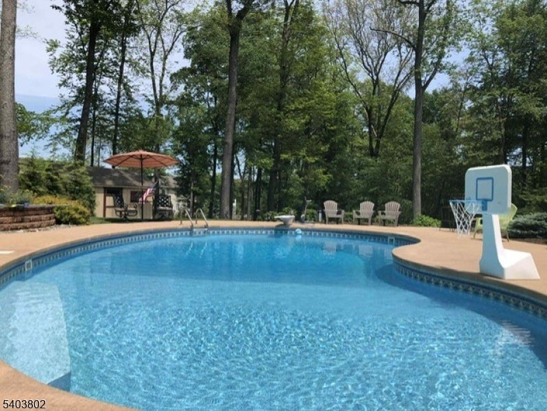 Mount Olive Twp., New Jersey, 07836, United States, 5 Bedrooms Bedrooms, ,5 BathroomsBathrooms,Residential,Active,2009155