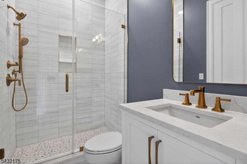 Warren Twp., New Jersey, 07059, United States, 6 Bedrooms Bedrooms, ,8 BathroomsBathrooms,Residential,Active,2052012