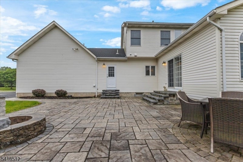 Montgomery Twp., New Jersey, 08502, United States, 5 Bedrooms Bedrooms, ,4 BathroomsBathrooms,Residential,Active,2032939