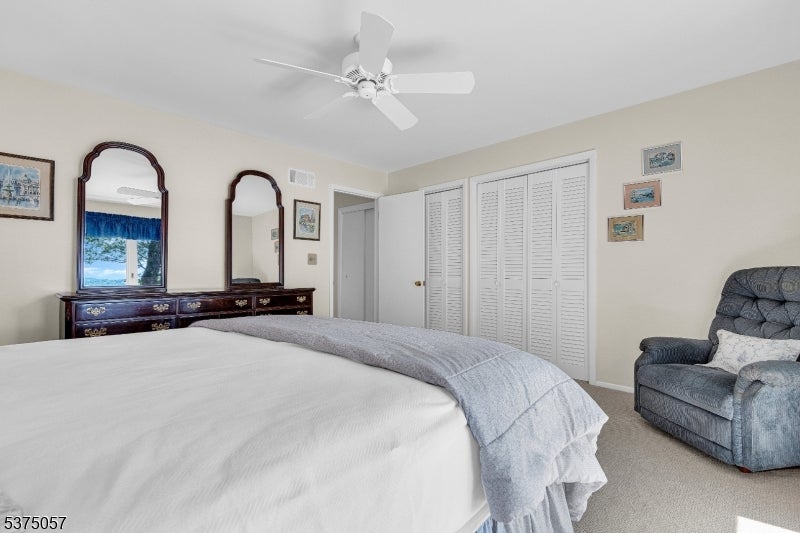 Jefferson Twp., New Jersey, 07849, United States, 5 Bedrooms Bedrooms, ,2 BathroomsBathrooms,Residential,Active,1905354