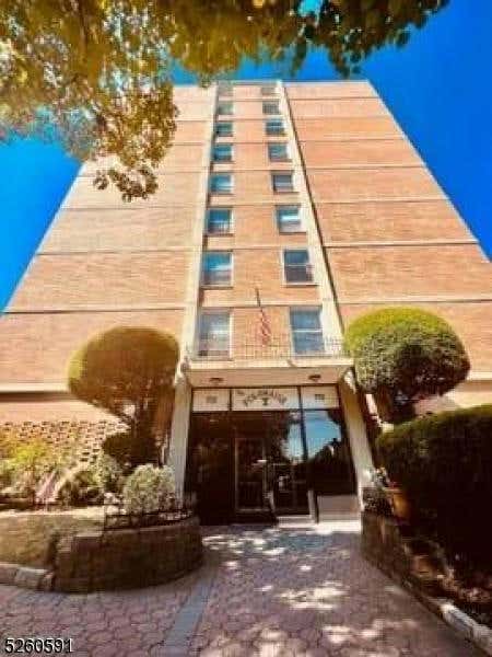 704-712 N BROAD ST # 6, ELIZABETH CITY, NJ 07208, photo 1 of 9