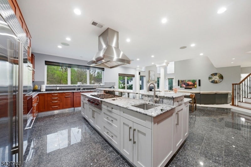 Monroe Twp., New Jersey, 08831, United States, 5 Bedrooms Bedrooms, ,4 BathroomsBathrooms,Residential,Active,2041399