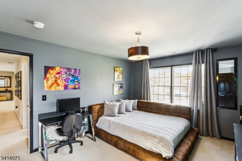 Branchburg Twp., New Jersey, 08876, United States, 5 Bedrooms Bedrooms, ,5 BathroomsBathrooms,Residential,Active,2028531