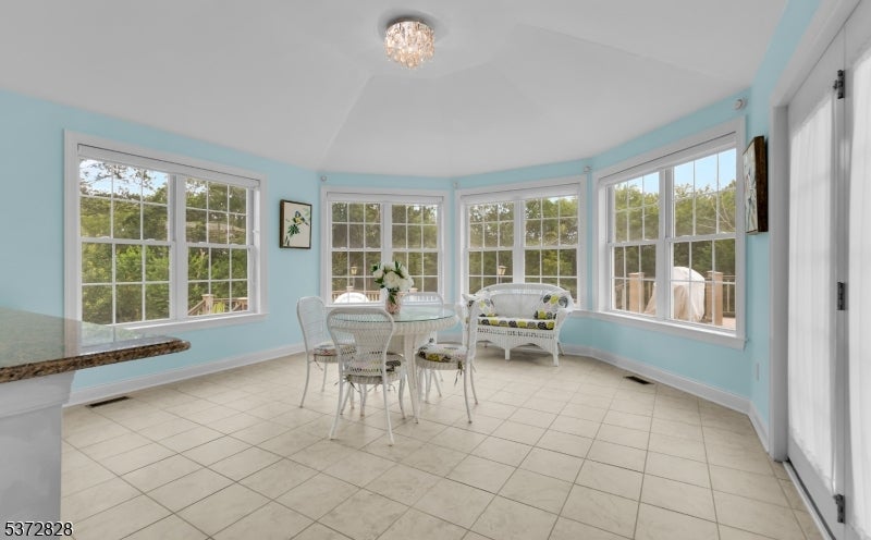 Mount Olive Twp., New Jersey, 07836, United States, 4 Bedrooms Bedrooms, ,6 BathroomsBathrooms,Residential,Active,1902935