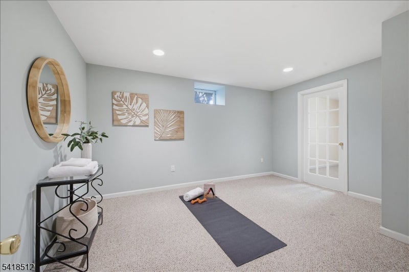 Montgomery Twp., New Jersey, 08502, United States, 5 Bedrooms Bedrooms, ,4 BathroomsBathrooms,Residential,Active,2032939