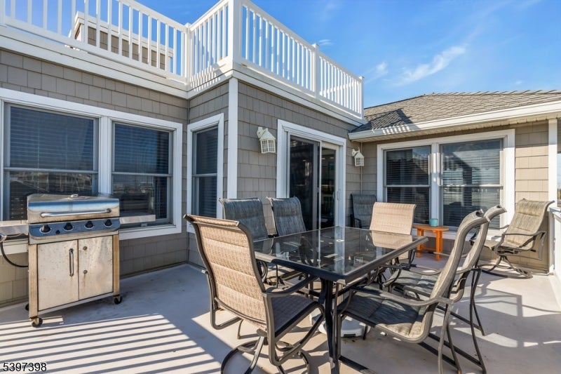 Ship Bottom Boro, New Jersey, 08008, United States, 5 Bedrooms Bedrooms, ,4 BathroomsBathrooms,Residential,Active,1996256