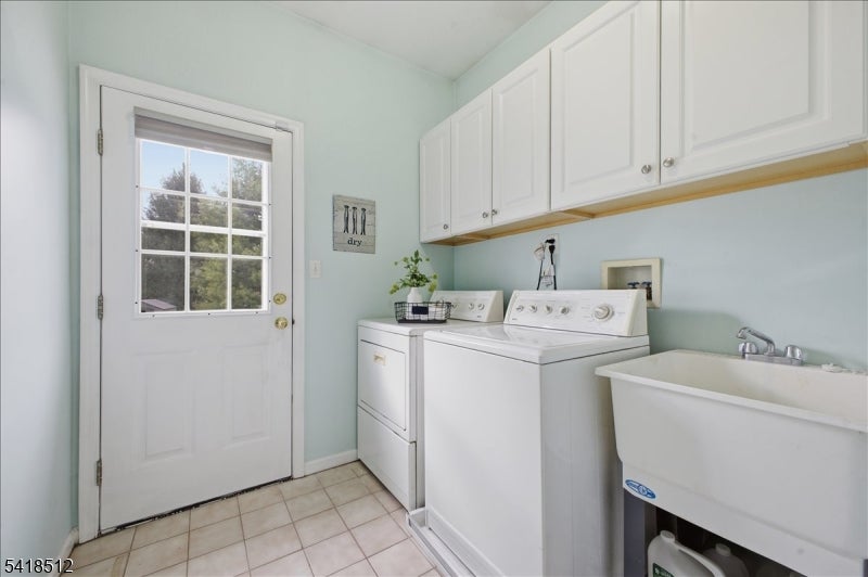 Montgomery Twp., New Jersey, 08502, United States, 5 Bedrooms Bedrooms, ,4 BathroomsBathrooms,Residential,Active,2032939