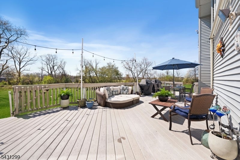 Montgomery Twp., New Jersey, 08502, United States, 5 Bedrooms Bedrooms, ,4 BathroomsBathrooms,Residential,Active,2045797