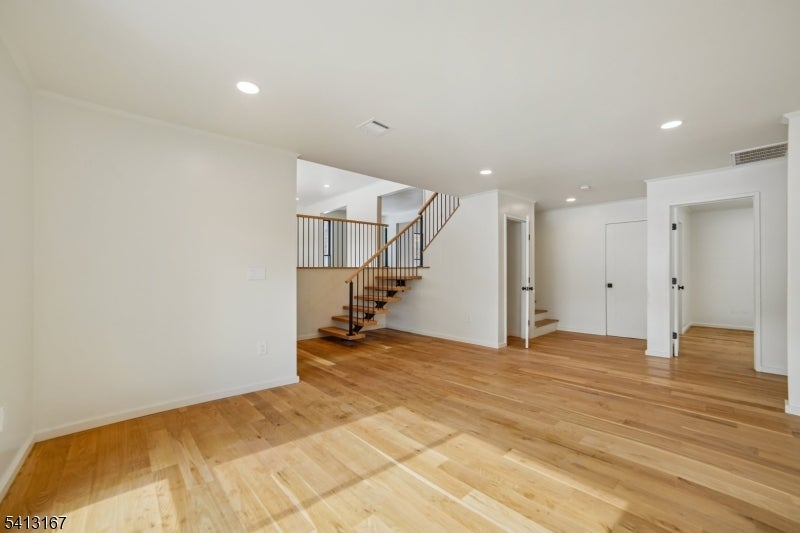 Parsippany-Troy Hills Twp., New Jersey, 07054, United States, 4 Bedrooms Bedrooms, ,4 BathroomsBathrooms,Residential,Active,2021957